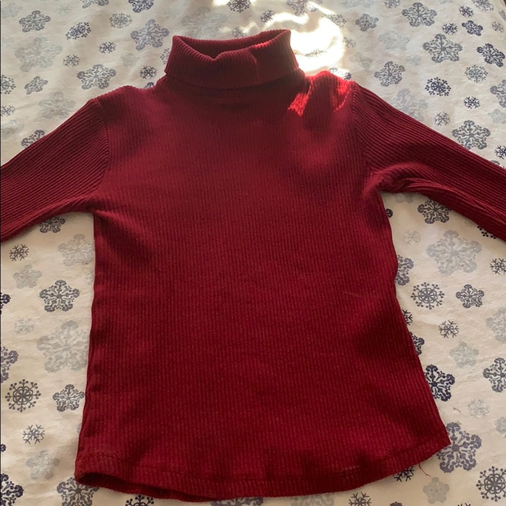 I’m selling this Zara long sleeve turtle neck